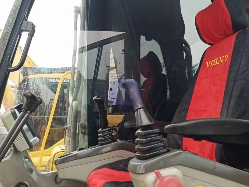 Good Price Second-hand Volvo 300 Excavator Used Excavator VOLVO EC300 Crawler Excavator