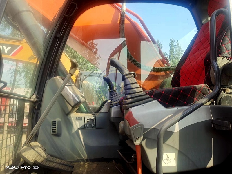 1750KW DX340LC Old Used Doosan Excavator Backhoe Crawler For Digging