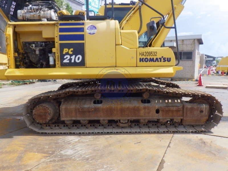Japan Imported Original Digger Used PC210-11 Komatsu Excavator For Sale