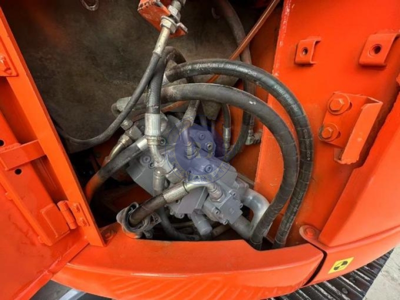7 Ton Used Hitachi ZX75US-A Excavator Original Japan Mini Model