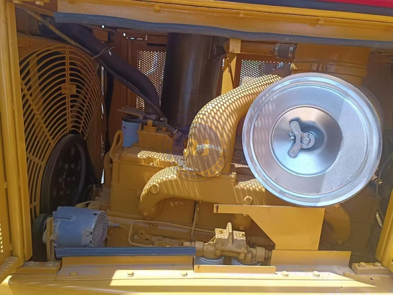 Heavy Duty Caterpillar Bulldozer Cat D8r Used Dozer for Mining Work