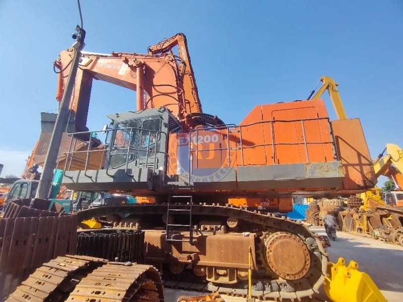 Japan Hitachi Ex1200 Second Hand Excavator Machine 120T