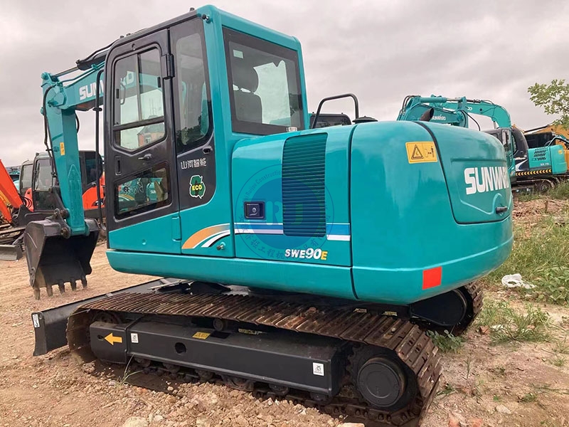 Used Excavators Sunwardd SWE90E for Sale in Shanghai Earthmoving Machinery Good Condition Low Hours