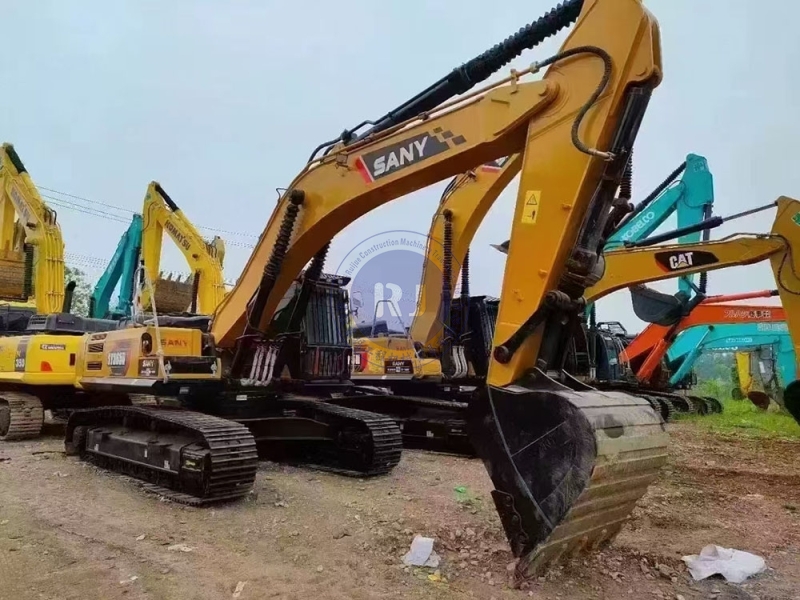 Bucket Rod Digging Force 180kN SANY 365H Used Crawler Excavator Engine Cooled to 50℃ in Desert Test