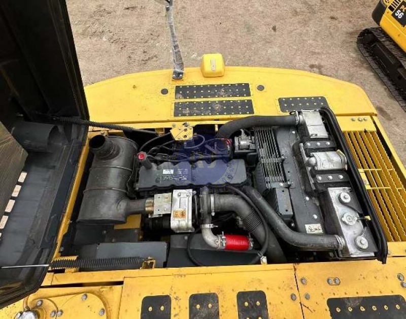 Midi Used Komatsu Excavator PC240-8 Urban Construction Machinery