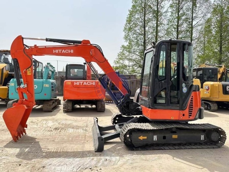 Mini ZX50U Hitachi Excavator Used Construction Machinery 5T ZX50