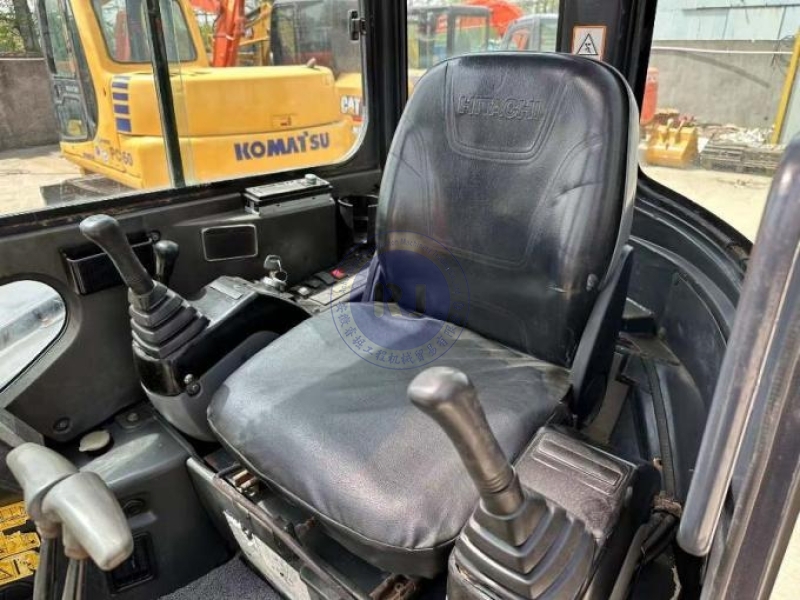 Mini ZX50U Hitachi Excavator Used Construction Machinery 5T ZX50