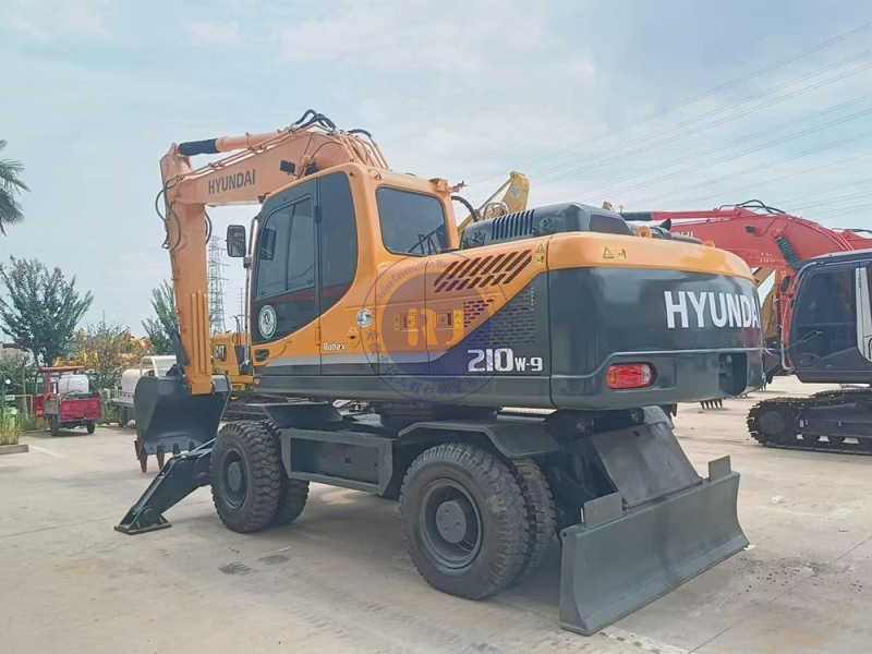 Mining Used Hyundai 210W-9 Wheel Digger For Sale Price Second Hand Excavator