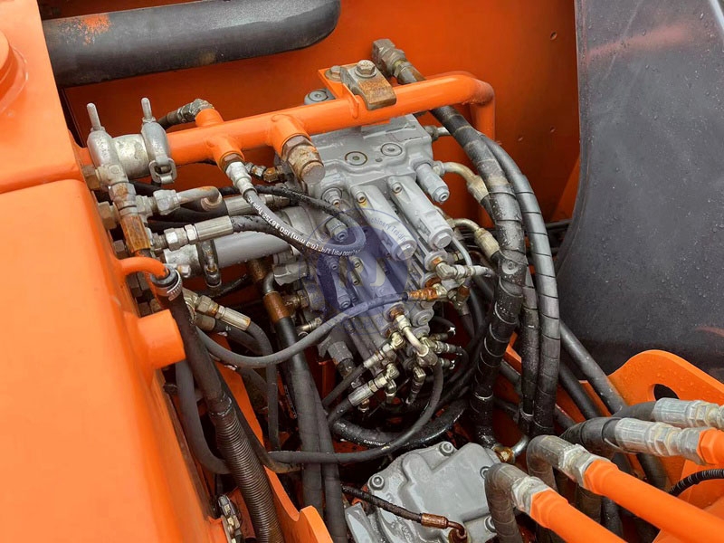 Little Working Hours Used Hitachi Zx70 Excavator Japan Original Used Mini Hitachi Zx70 Excavator