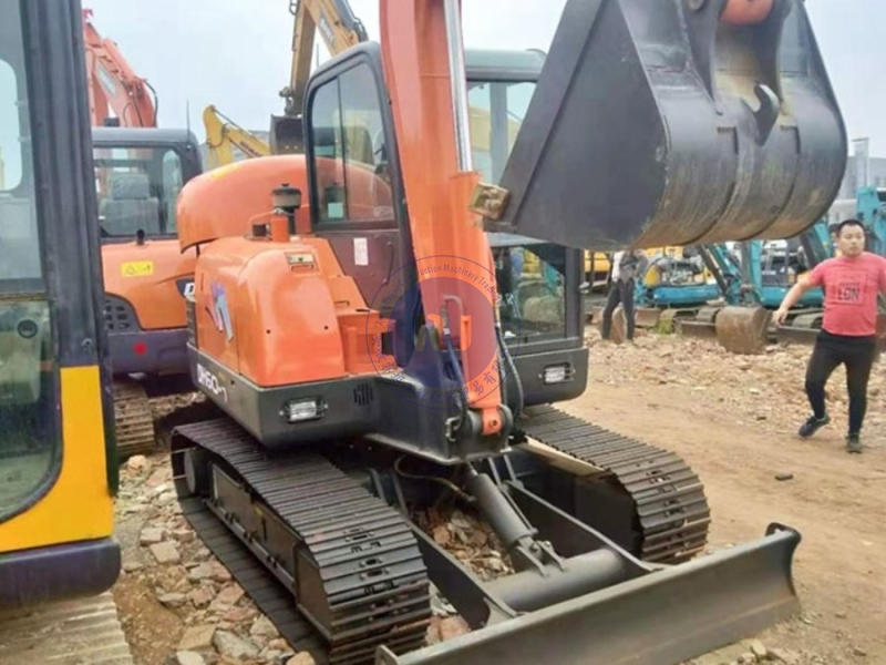 Doosan DH60-7 Second Hand Mini Excavator Backhoe Crawler IOS Certificated
