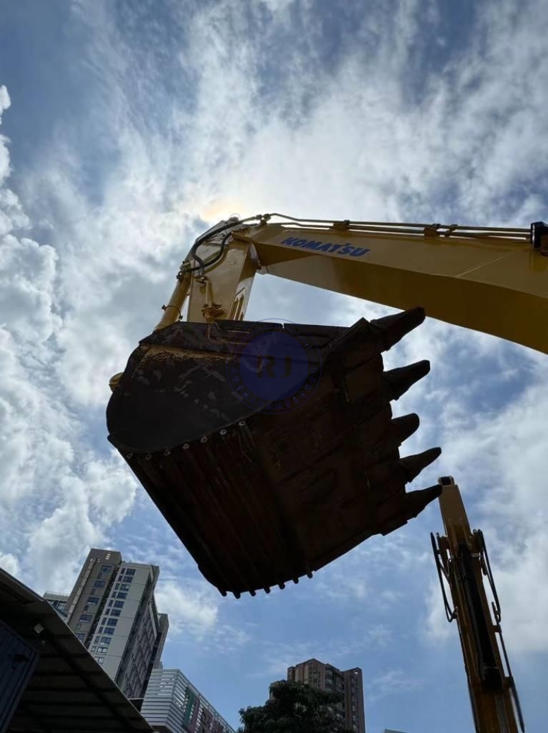 High Quality Original Komatsu PC450LC-8 Used Crawler Excavator