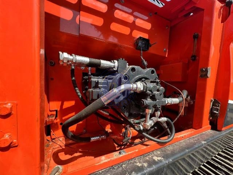 Doosan Dx225LC-9C Dx300 Used Excavator Equipment Construction Digging Machine