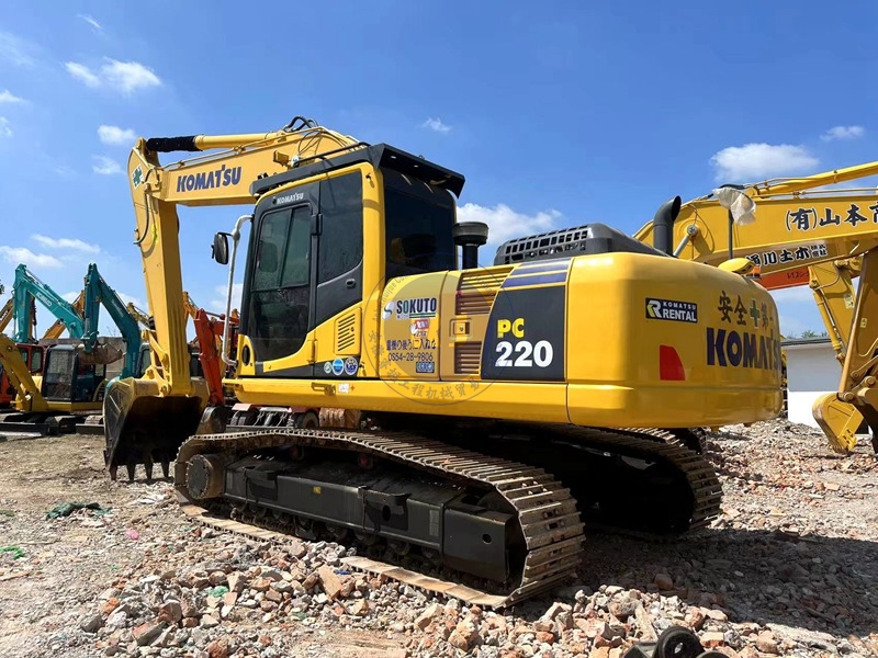PC220-8 Used Komatsu Excavator 2022 Year Nearly New