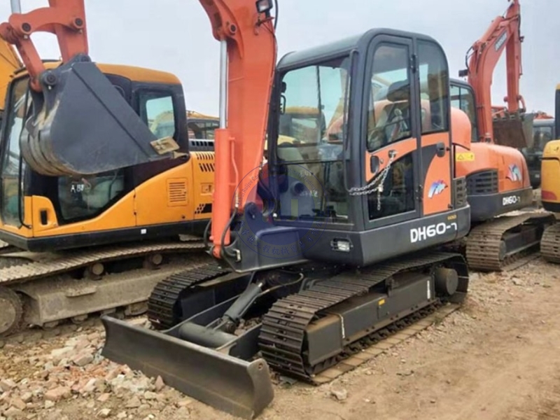 Doosan DH60-7 Second Hand Mini Excavator Backhoe Crawler IOS Certificated