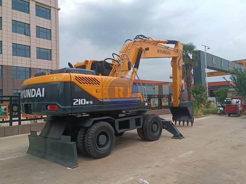 Mining Used Hyundai 210W-9 Wheel Digger For Sale Price Second Hand Excavator