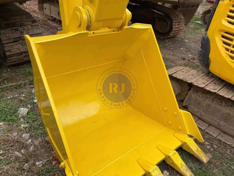Hot Sell Of Great Quality Used Komatsu Pc200-7 Original Japan Cheap For Sale In Nice Condition Used Excavators