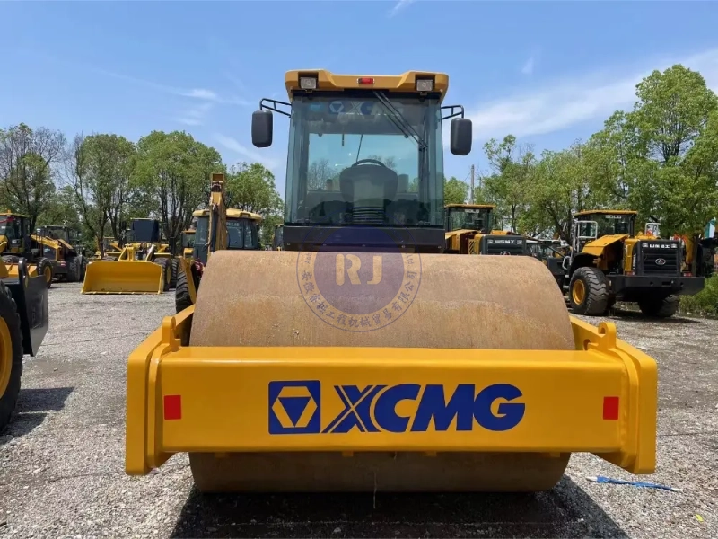 XCMG Official XS263J Used Compactor Road Roller 26 Ton Vibratory Roller