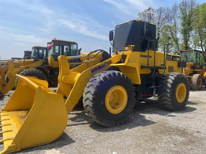 Engineering 143KW Used Komatsu Wheel Loader WA380 17 Tons