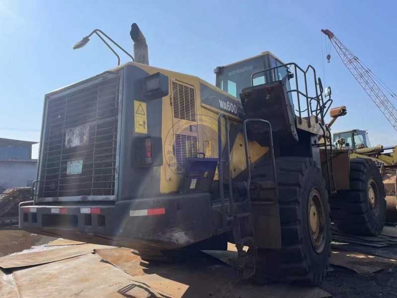 For Sale Used Original Loader Komatsu WA600 Good Quality and Low Price Made in 2020 Good Condition Used Loader in Stock