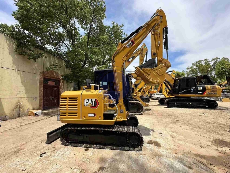 37KW Second Hand Mini Excavator Digger Caterpillar 306E2 5800KG