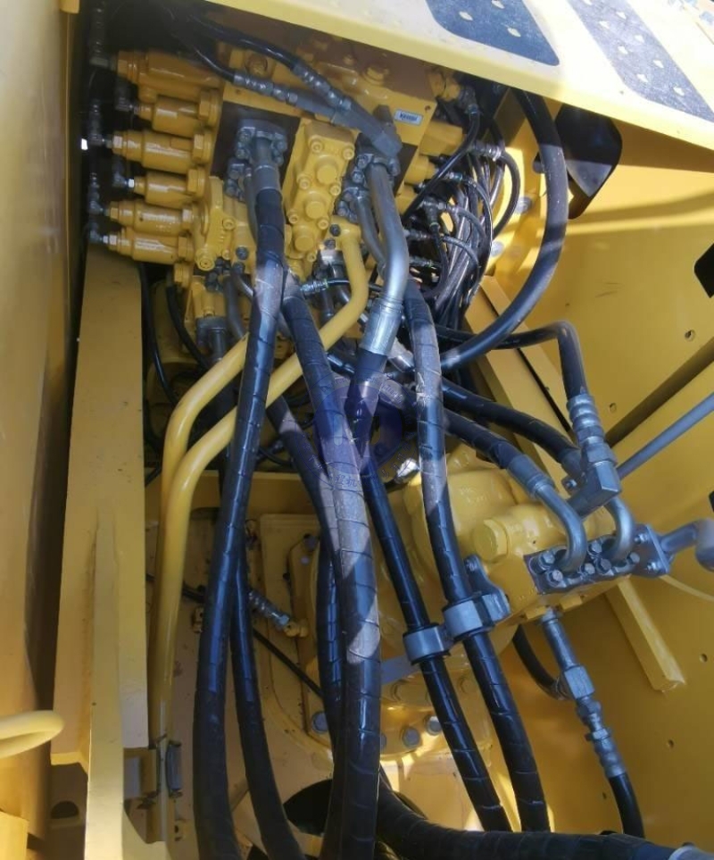 Used Excavators Komatsu PC200-8N1 Original Low Price Crawler Hydraulic Excavator Machinery Japanese Condition Hot Sale