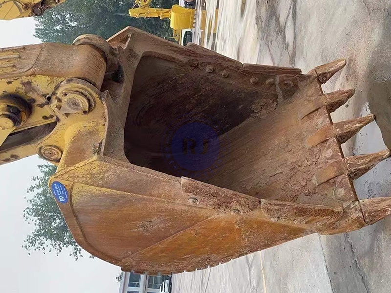 Used Excavator Komatsu PC500-10 Heavy Equipment Construction Machinery ORIGINAL Color Japan Year 2021 High Performance