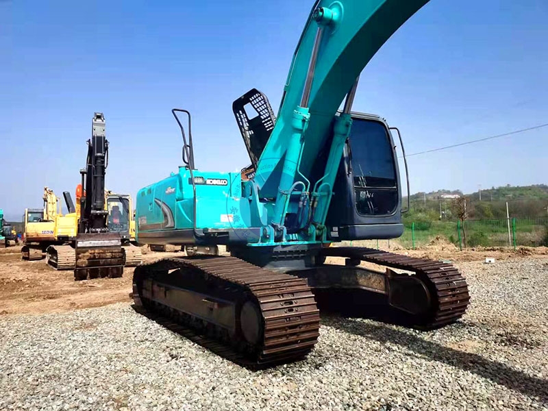 25Ton SK260D Used Kobelco Excavator Earth Moving Equipment