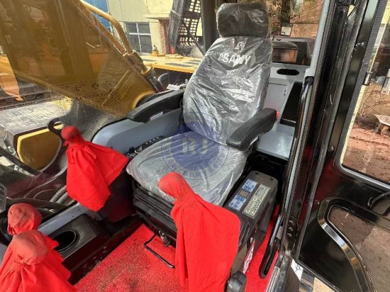 210kW Used Sany Excavator repossessed Earth Moving Equipment SY305H 30 Ton