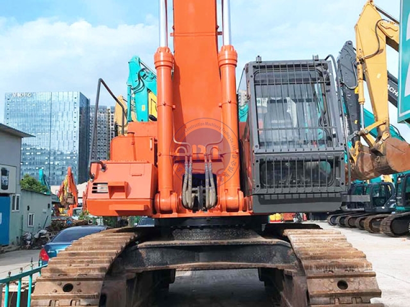 Japan Original Hitachi ZX520 Used Excavators Heavy Equipment ZX520 Vs Excavators Sell