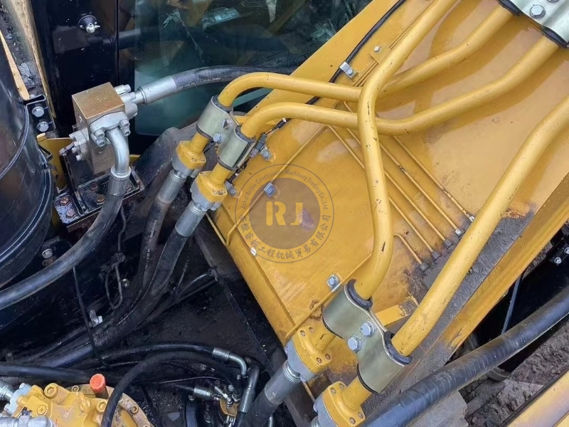 Used Excavators SANY 550H 54ton
