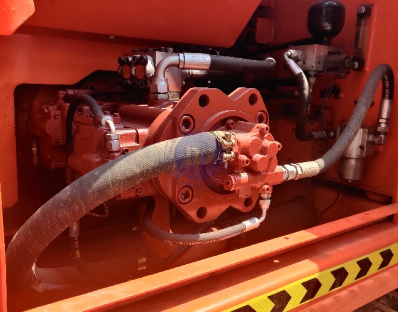 Korea Used Doosan Excavator DH220LC Crawler Machine For Mining