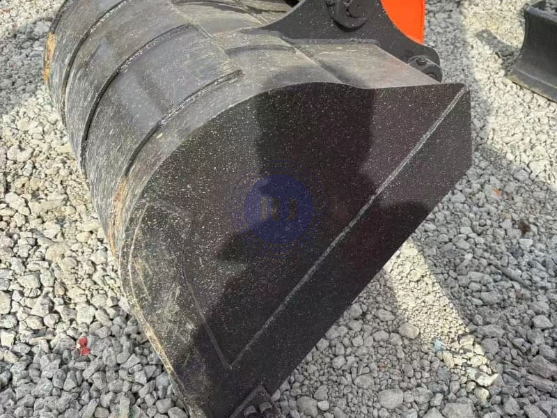Powerful second-hand 7ton wheeled crawler DX75 excavator for sale