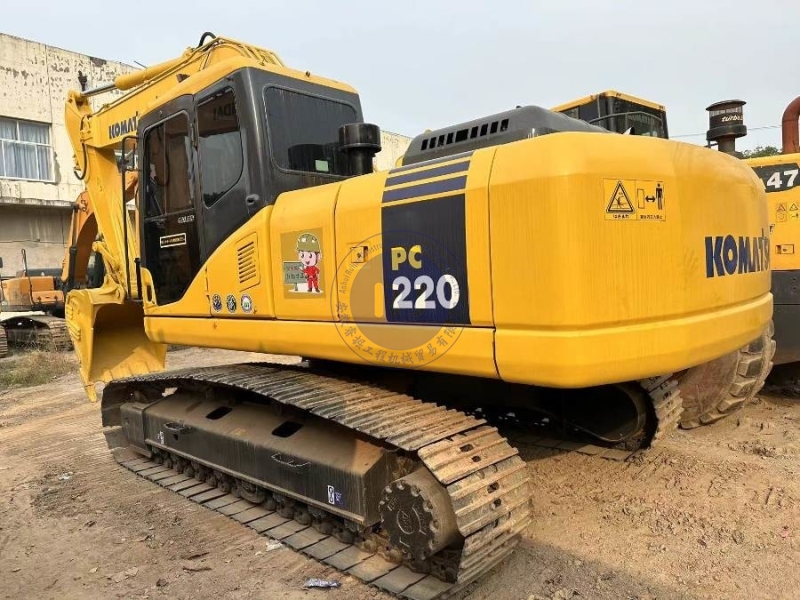 Secondhand Hydraulic Komatsu Mining Excavator Machinery PC220-7 22840KG