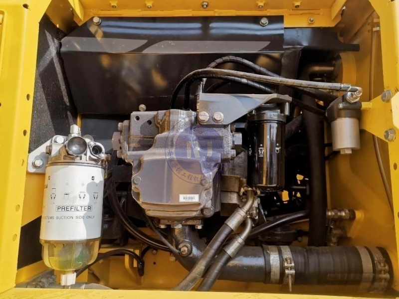 Used Excavators Komatsu PC200-8N1 Original Low Price Crawler Hydraulic Excavator Machinery Japanese Condition Hot Sale