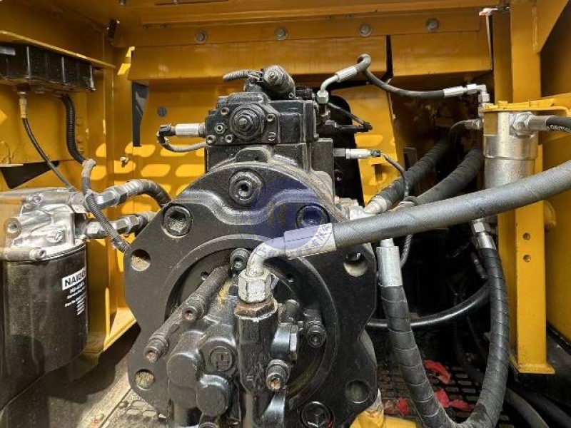 210kW Used Sany Excavator repossessed Earth Moving Equipment SY305H 30 Ton