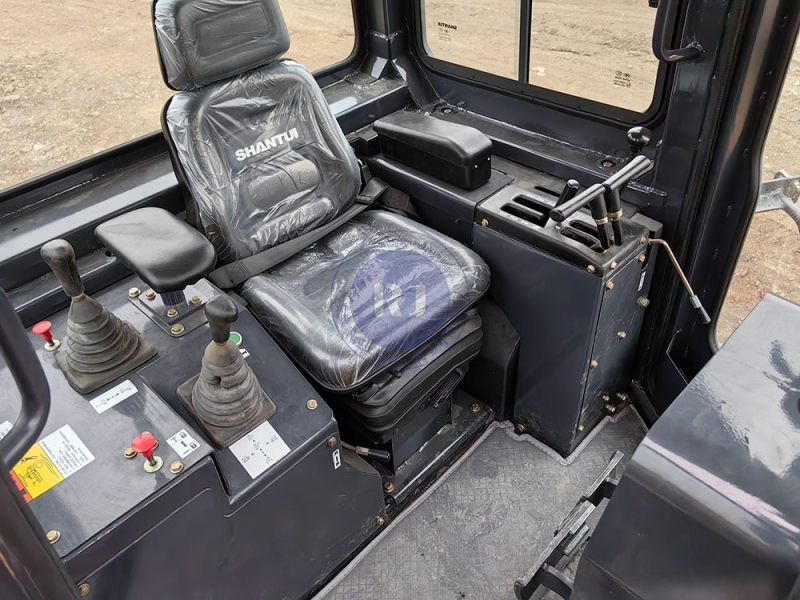 Chinese Brand Popular Bulldozer Shantui SD22 220Hp Bulldozer with Good Price
