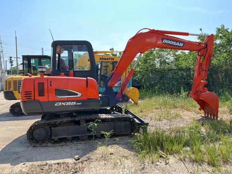 DX55-9C Original Korea Used Doosan Excavator Crawler Mini Digger 5 Ton