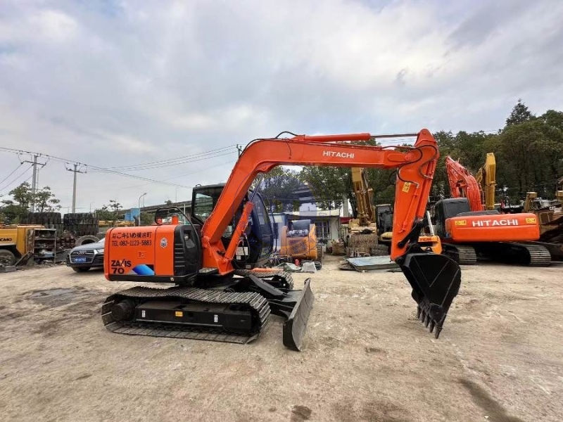 Original Japan ZX70 Used Hitachi Mini Excavator 7ton Second Hand Hydraulic Crawler