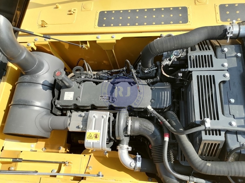 PC210 Price Low Japan Komatsu PC210-10 PC210-10mo Excavator